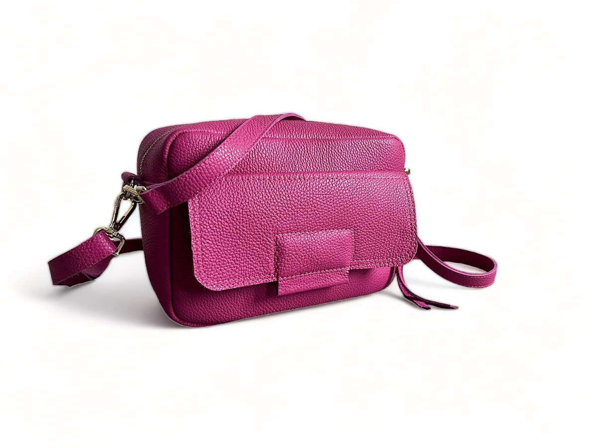 Stylish Crossbody Bags that Shine at Every Occasion RedDamson